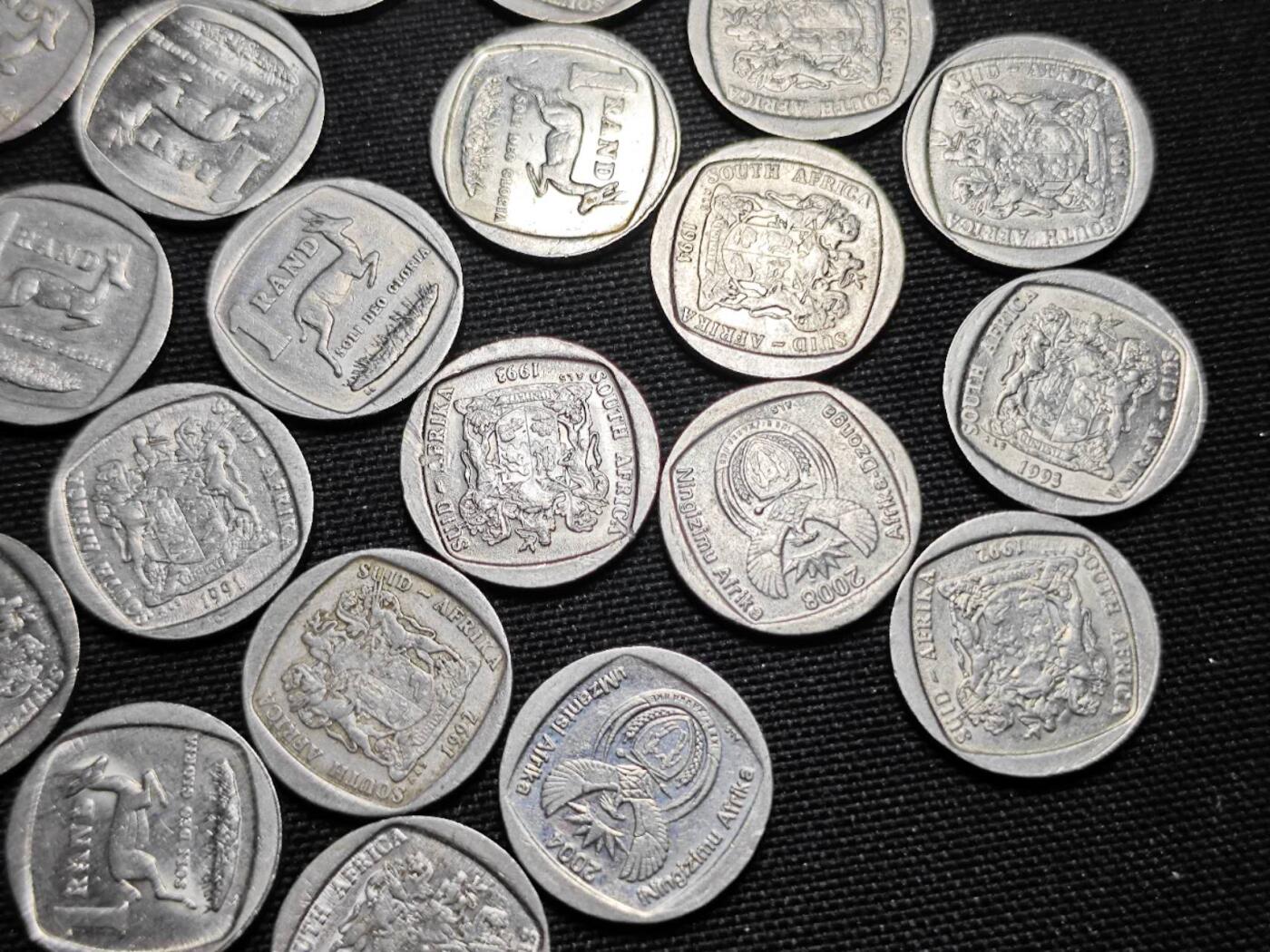 KK钱币收藏小铺   套币专场 2月预留时间 周末发货  南非1兰特26枚一组