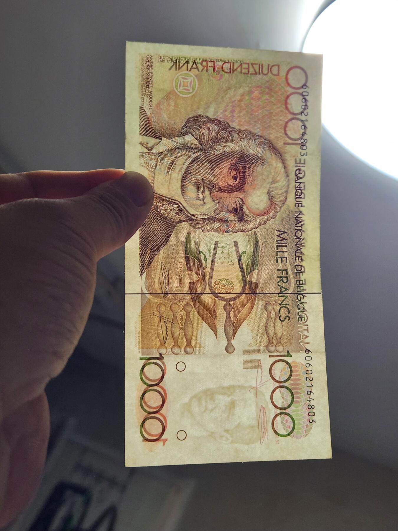 3月25号晚上8点 外国纸币自动截拍第45场