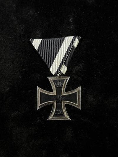 戎马世界章牌大赏，第112期 - 德国一战二级铁十字勋章