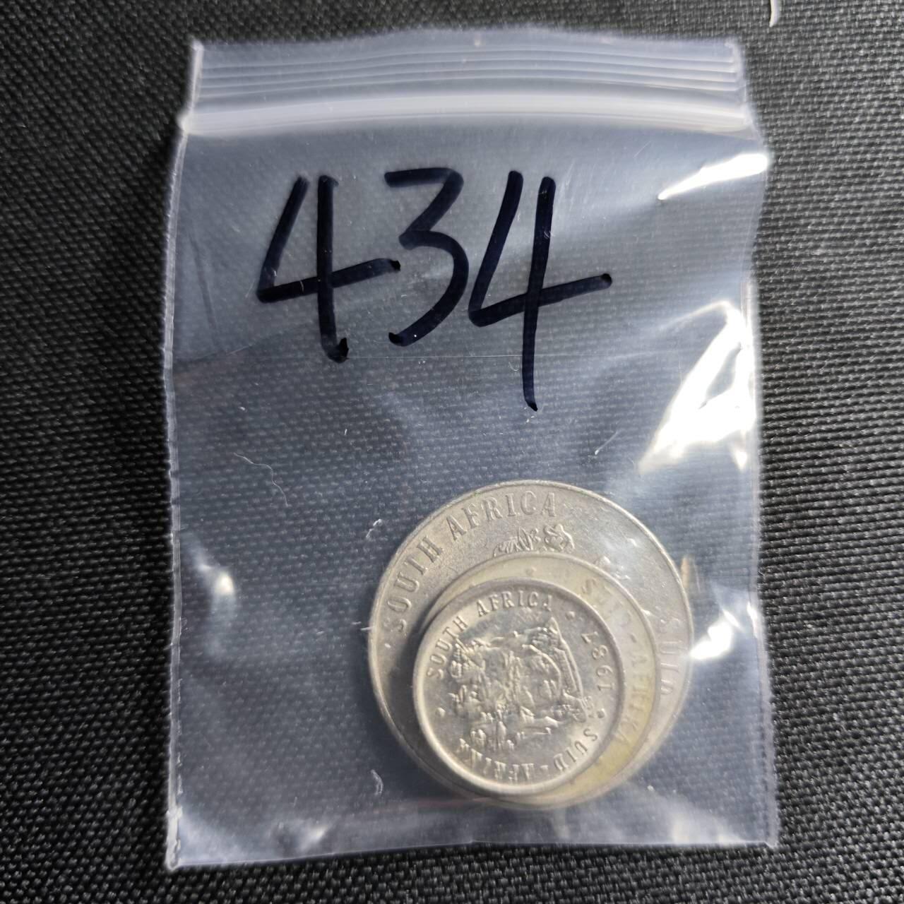 KK钱币收藏小铺   套币专场 2月预留时间 周末发货  1987南非3枚清年