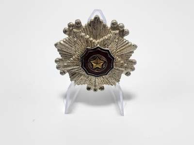 南水社第4次拍卖  - 朝鲜三级国旗勋章 品相如图