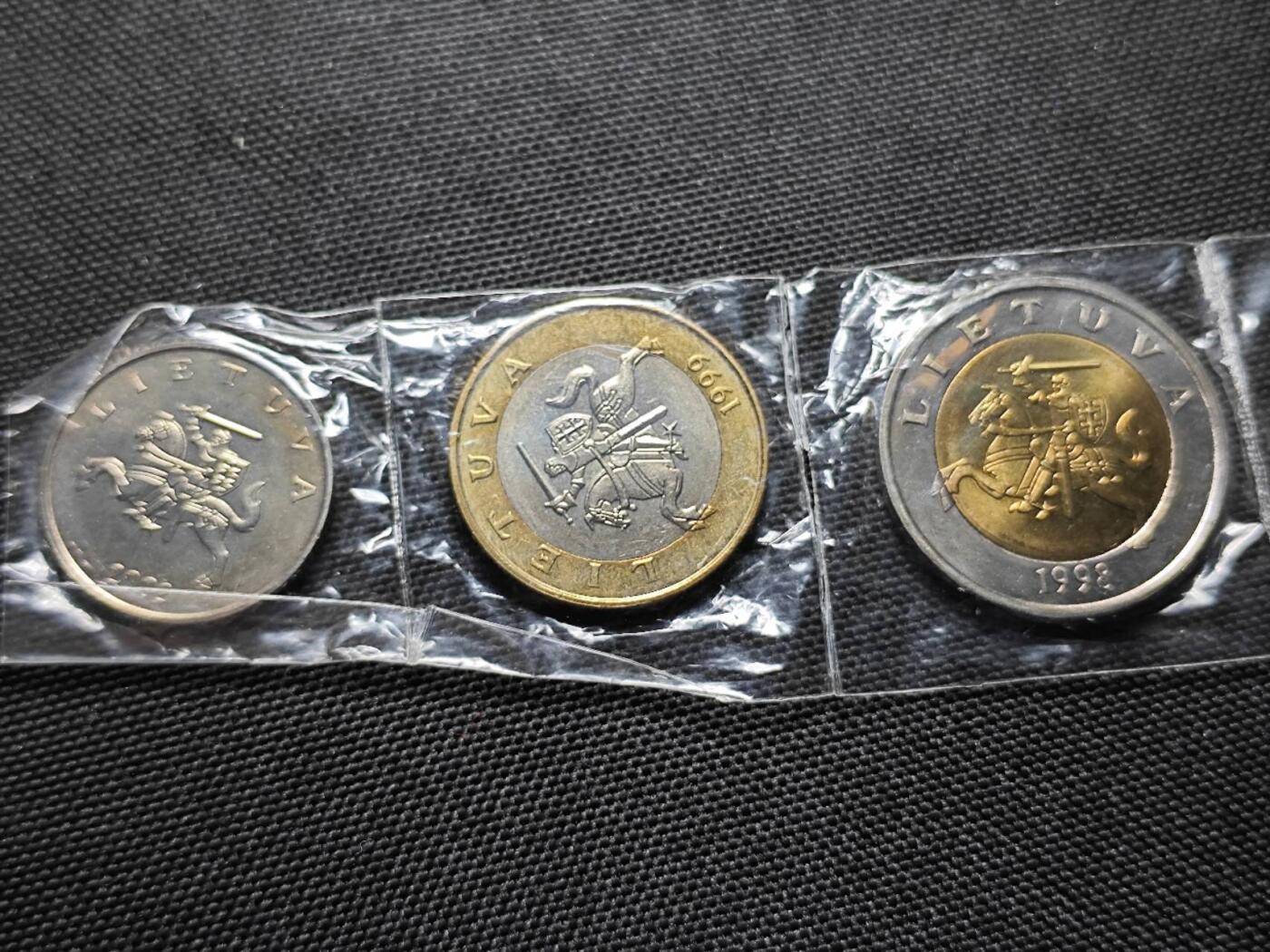 KK钱币收藏小铺   套币专场 2月预留时间 周末发货  立陶宛好品一组 5立特双色币好品！
