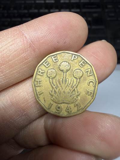 2026年集古藏今外币拍卖第三期-第8场—（总第318拍），可以寄存60天，满160元包邮。 - 1942年英国3便士