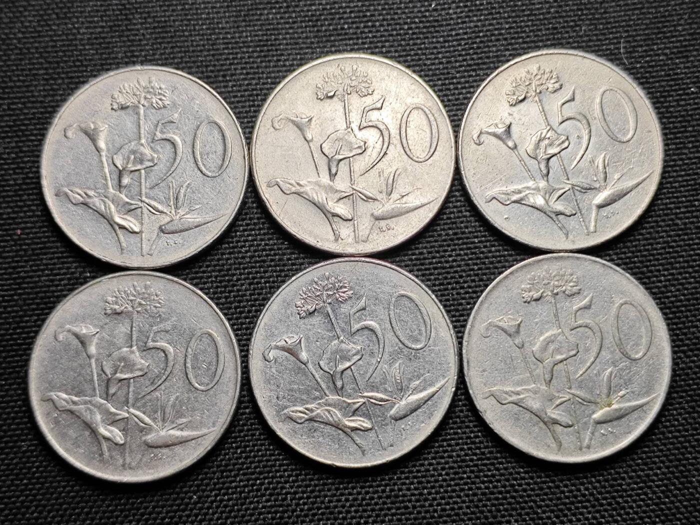 KK钱币收藏小铺   套币专场 2月预留时间 周末发货  1966南非50分6枚