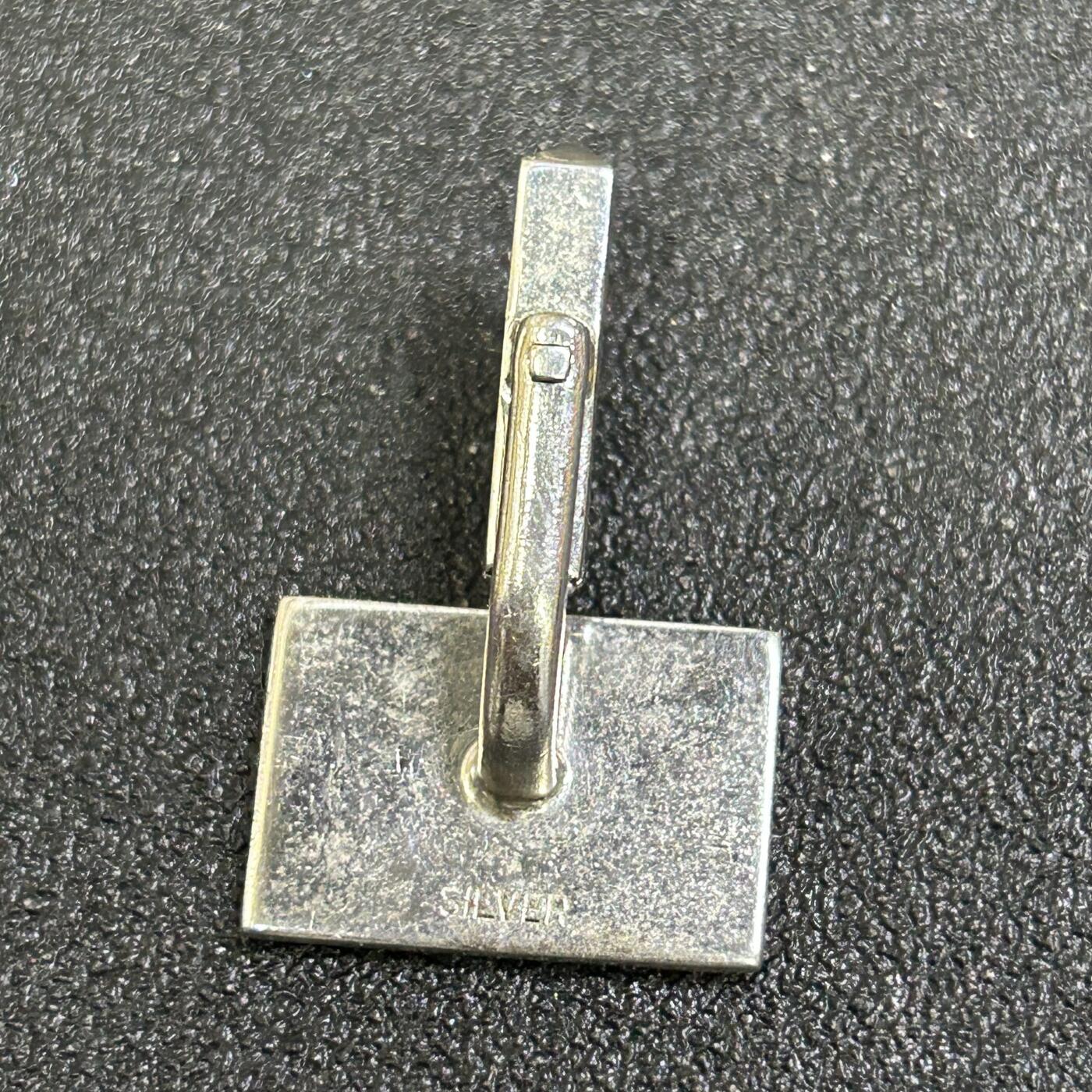 西秦中古拍卖第八十一期  海外回流纯银袖扣 有银标 重4.6克