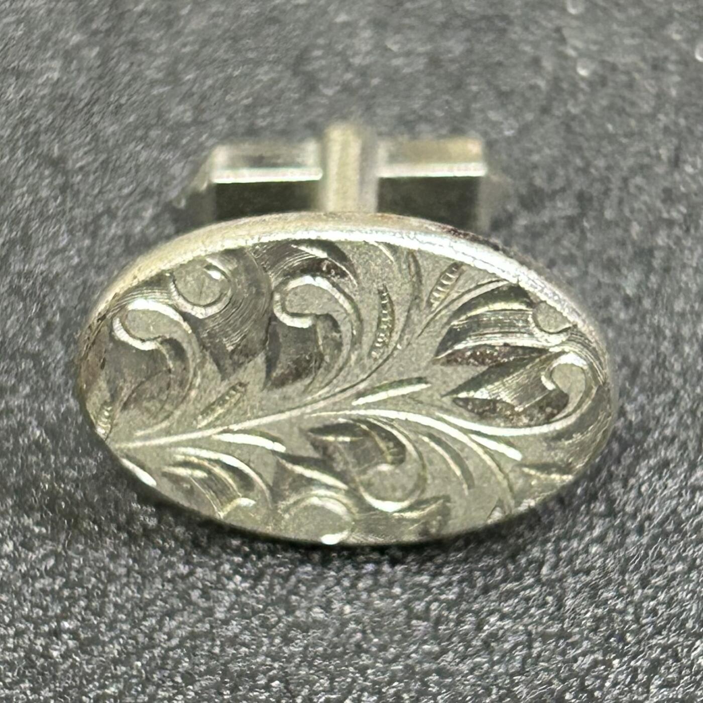 西秦中古拍卖第八十一期  海外回流纯银袖扣 有银标 重6.3克