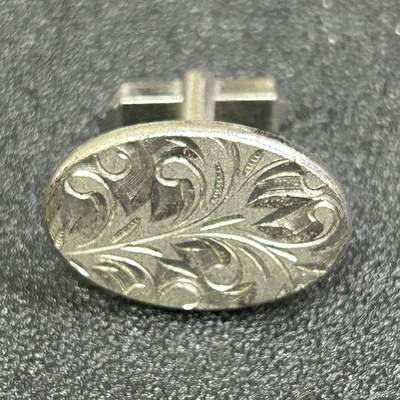 西秦中古拍卖第八十一期  - 海外回流纯银袖扣 有银标 重6.3克