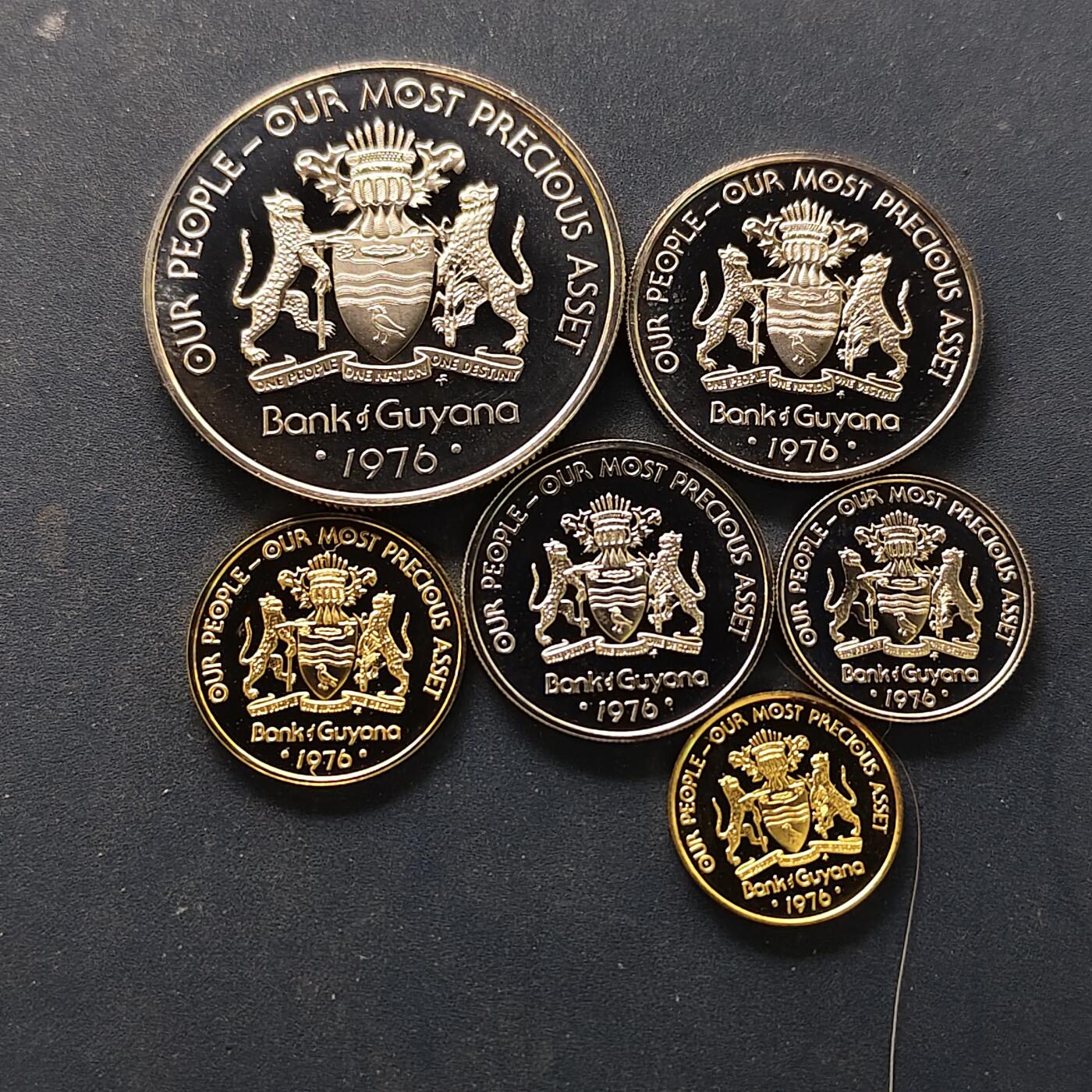 【全场包邮】纯粹捡漏拍514场 圭亚那1976年清年份6枚精制套币