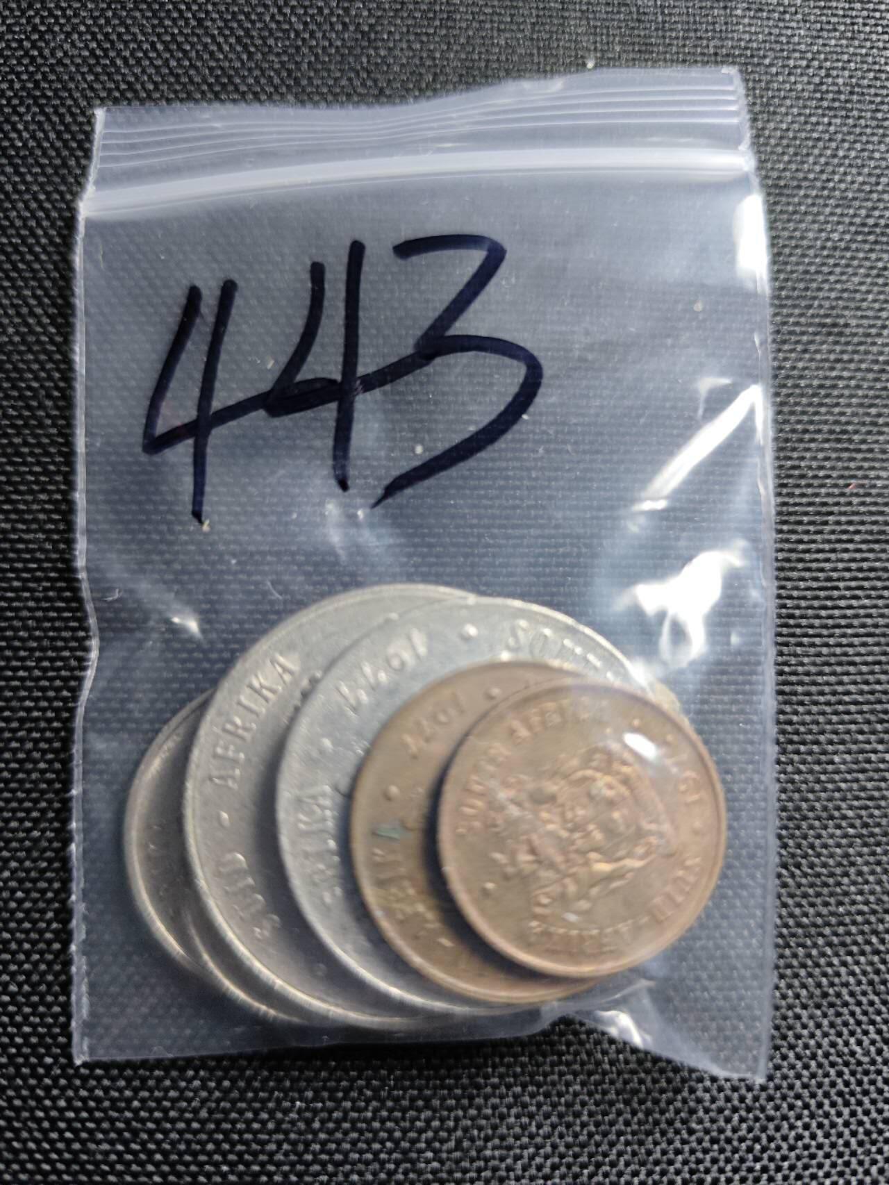 KK钱币收藏小铺   套币专场 2月预留时间 周末发货  1977南非大小面值清年套