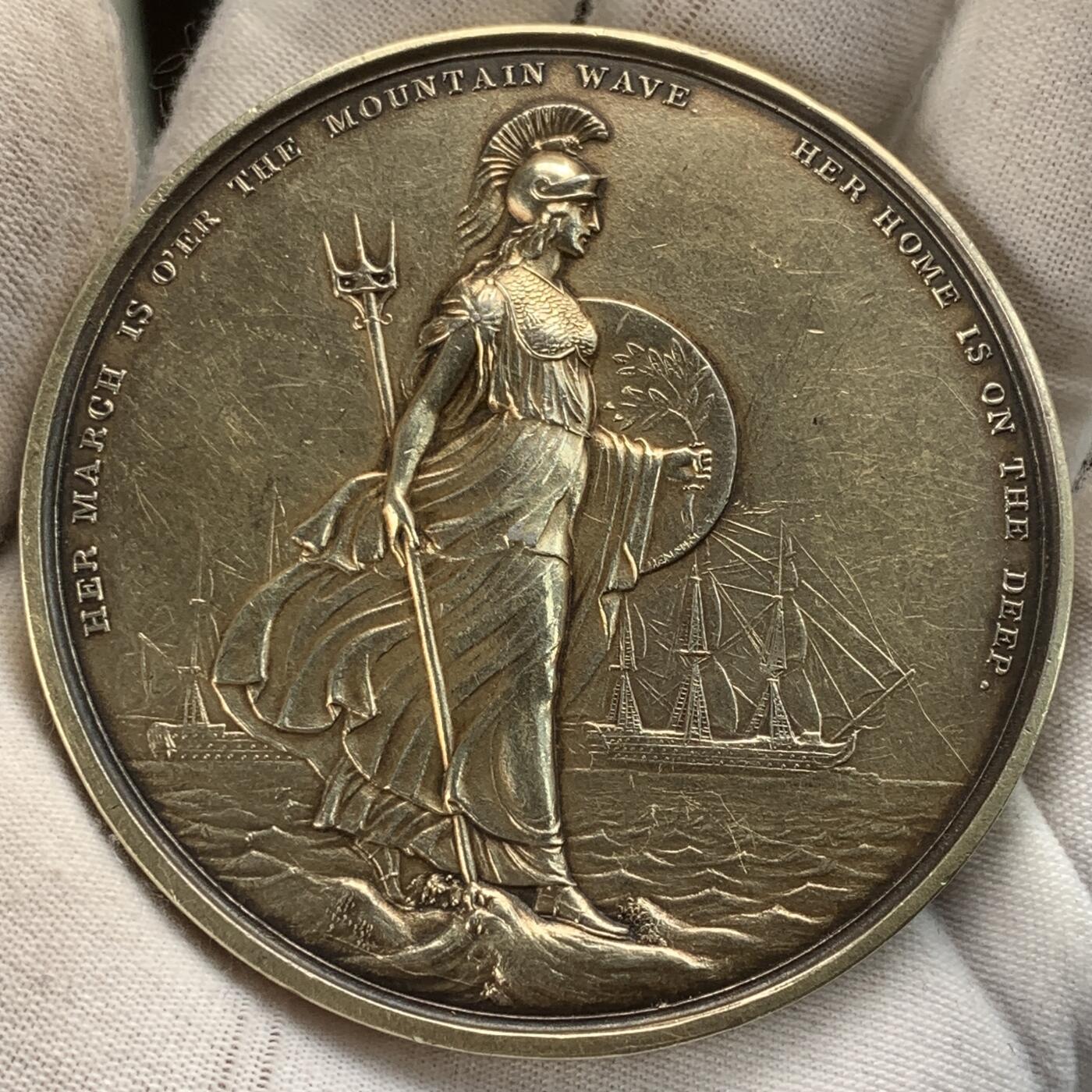 掌中浮雕-藏着的欧洲第056场 1827年英国海军上将克拉伦斯公爵纪念章（镀金银章），J Henning作品，65mm，130g