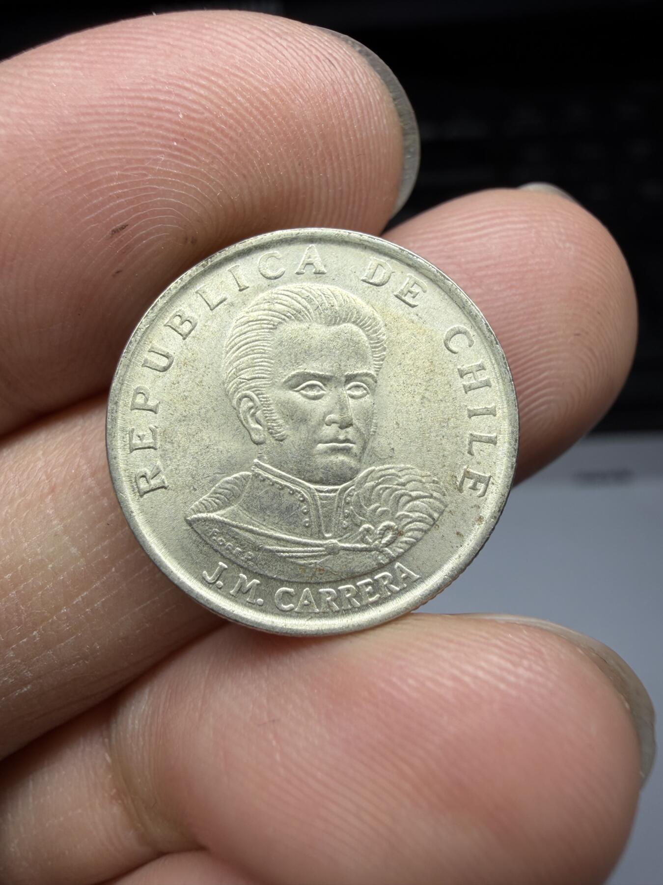 2026年集古藏今外币拍卖第三期-第8场—（总第318拍），可以寄存60天，满160元包邮。 1972年智利1埃斯库多