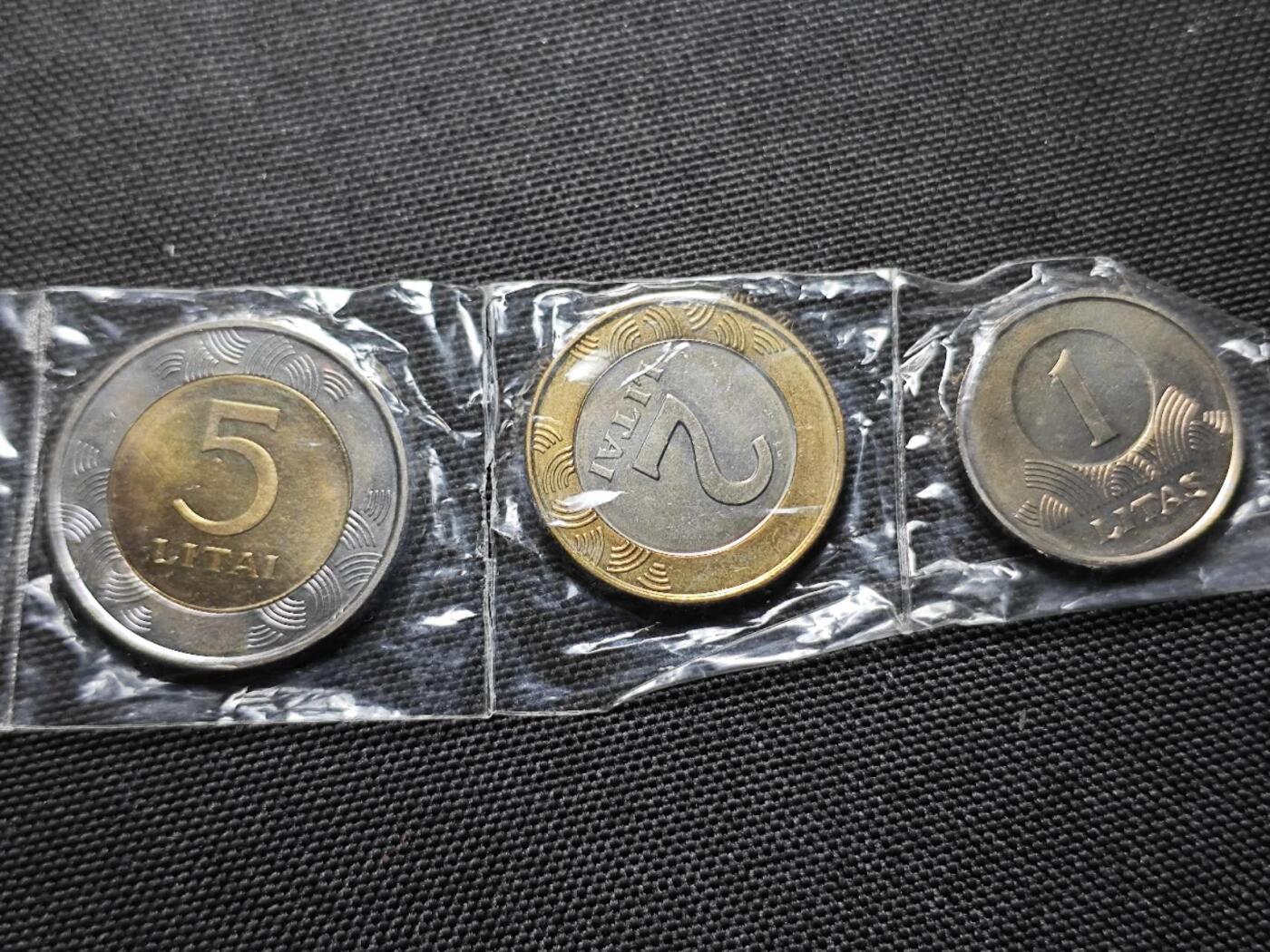 KK钱币收藏小铺   套币专场 2月预留时间 周末发货  立陶宛好品一组 5立特双色币好品！