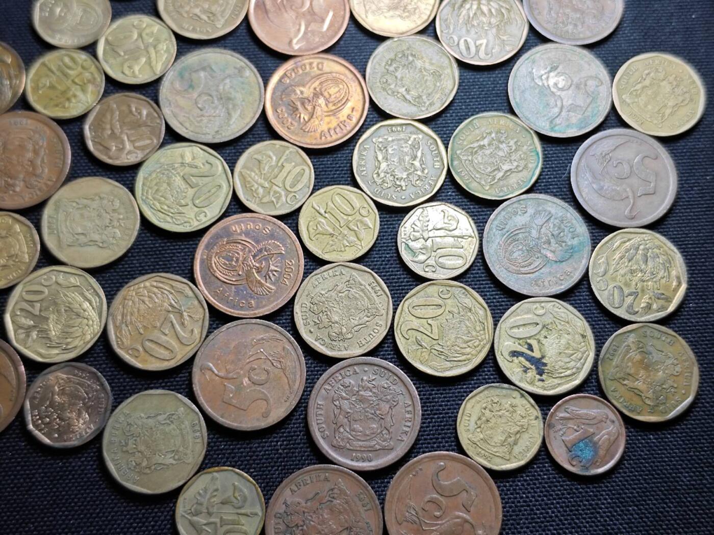 KK钱币收藏小铺   套币专场 2月预留时间 周末发货  南非大小面值一组49枚