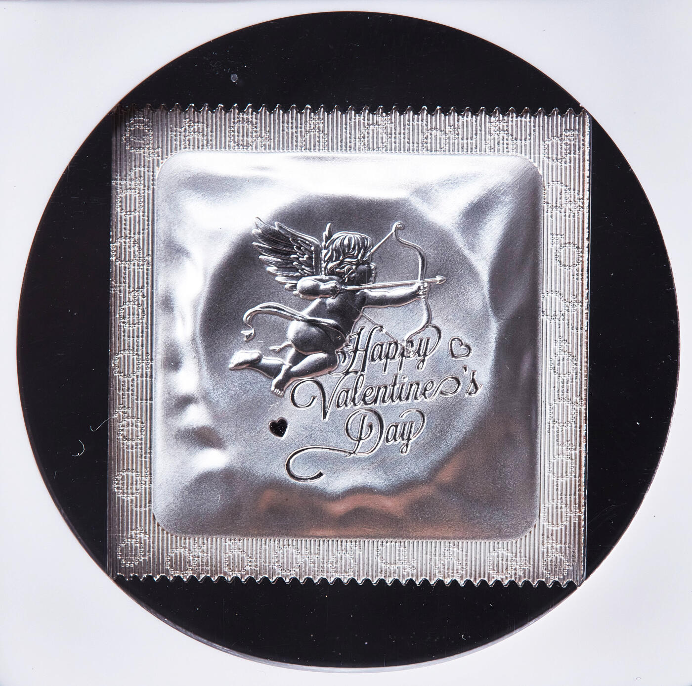 【俄甄集藏】2026年(050)04-01星期三 晚 19:30 全场包邮 中国2021年纪念情人节小雨伞与丘比特造型方形镀银纪念章，NGC MS70，富有创意