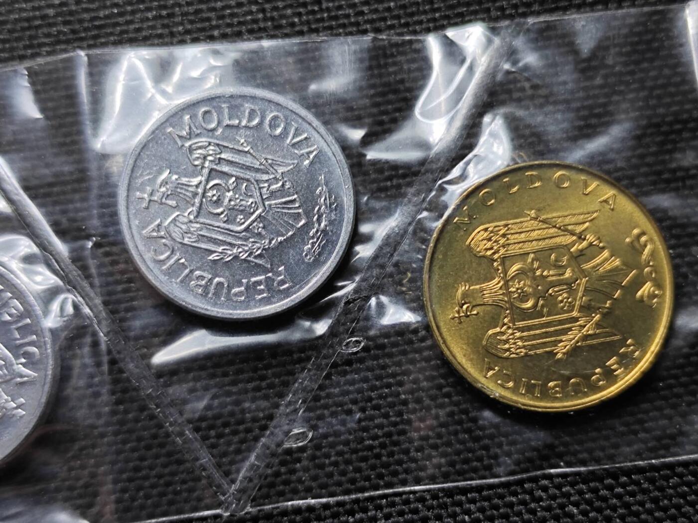 KK钱币收藏小铺   套币专场 2月预留时间 周末发货  摩尔多瓦5枚套 好品