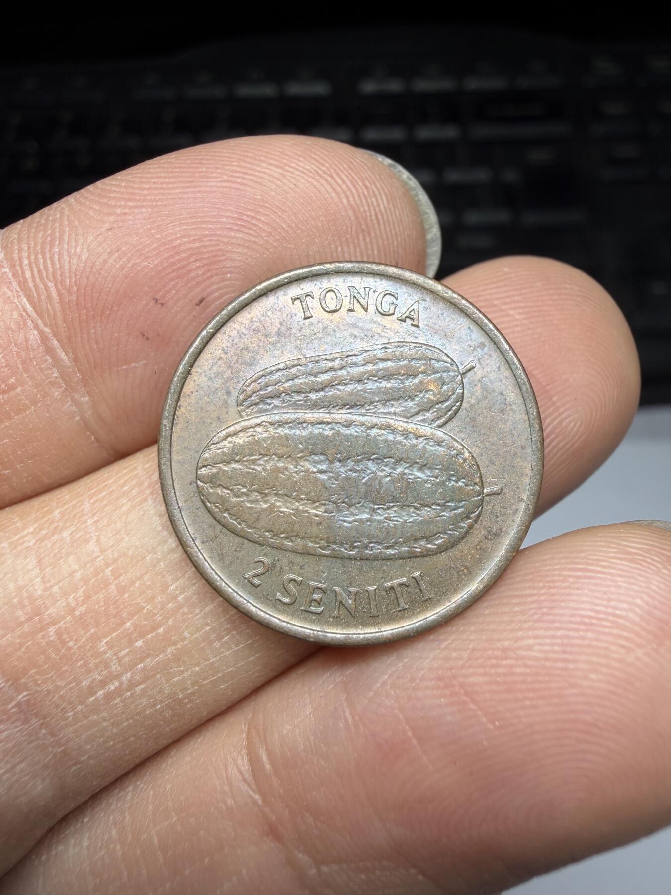 2026年集古藏今外币拍卖第三期-第8场—（总第318拍），可以寄存60天，满160元包邮。 1975年汤加2分