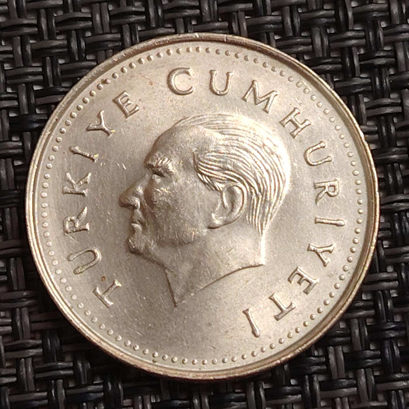 布加迪🐬～世界钱币(上海)🌾第 283 期 /  各国套币和散币 土耳其🇹🇷 1990年 1000里拉