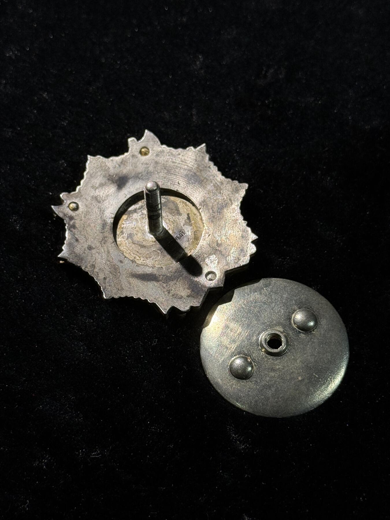 戎马世界章牌大赏，第112期 银制复刻亚历山大涅夫斯基勋章