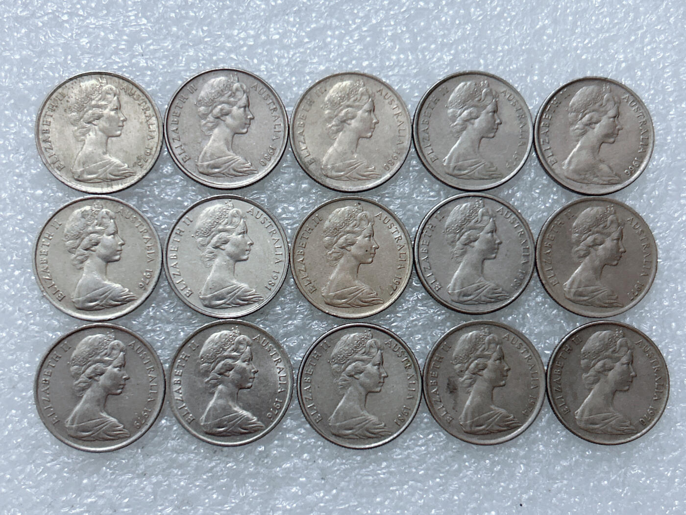 第一海外回流一元起拍收藏 散集专场  第305期 澳大利亚5分硬币 15枚