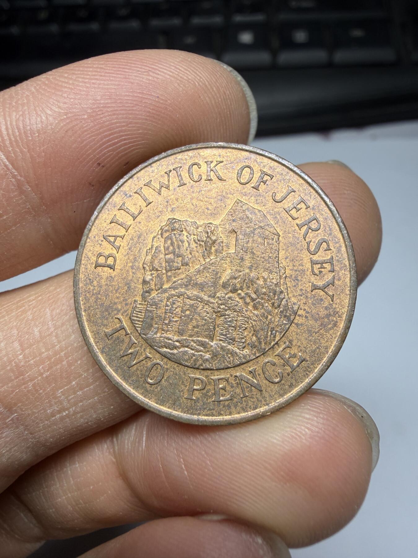 2026年集古藏今外币拍卖第三期-第8场—（总第318拍），可以寄存60天，满160元包邮。 1983年泽西2便士