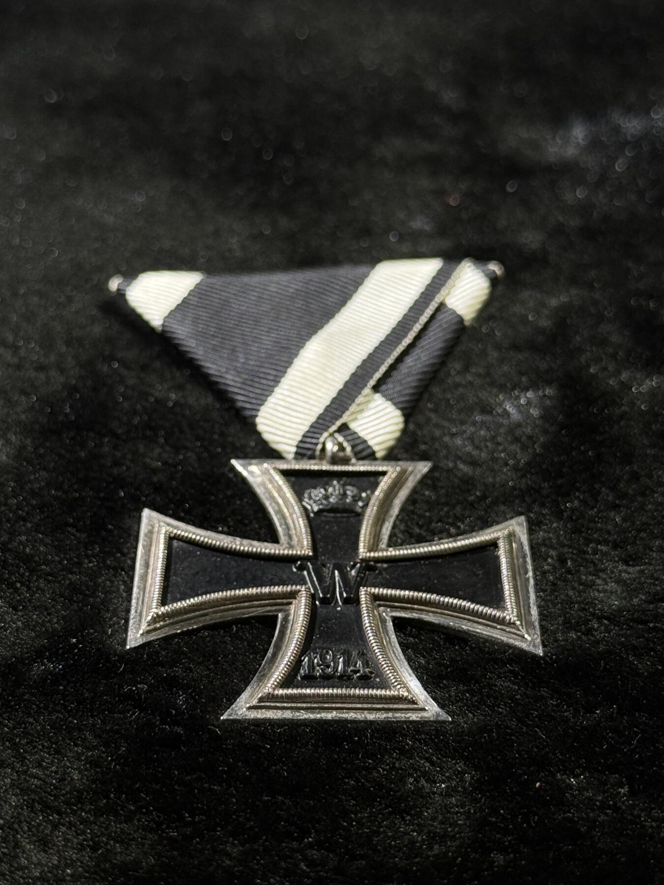 戎马世界章牌大赏，第112期 德国一战二级铁十字勋章