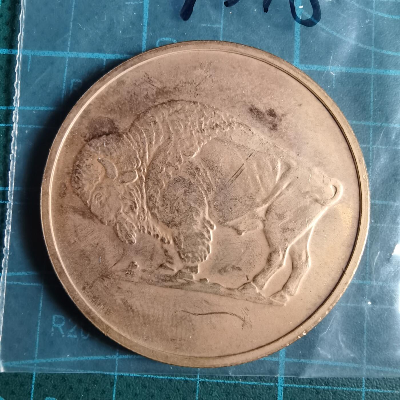 沼泽如烟--第1033场 美国野牛纪念章