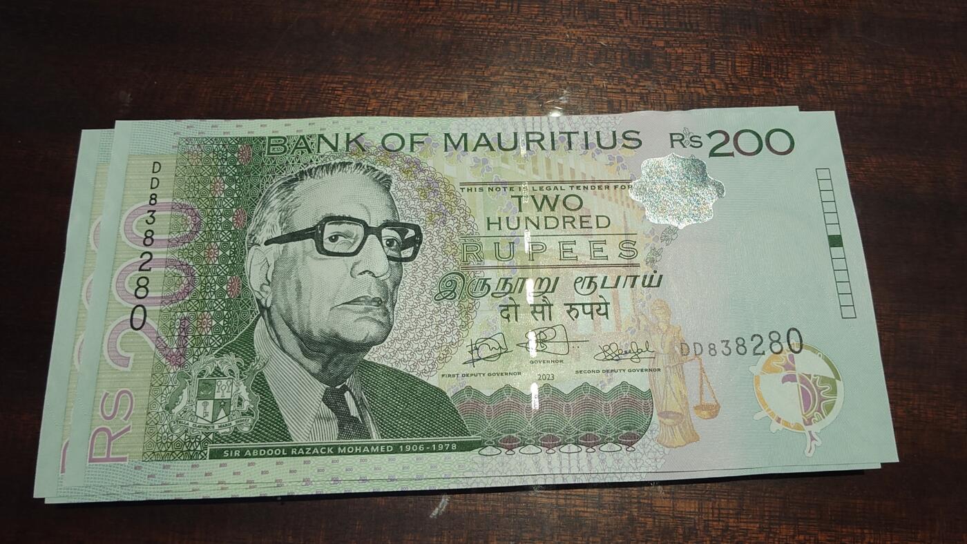 世界钱币～微拍第241期暨2026年第22期  部分新货（群里挑剩）陆续上架 2023年毛里求斯200卢比 全新绝品无47尾号280