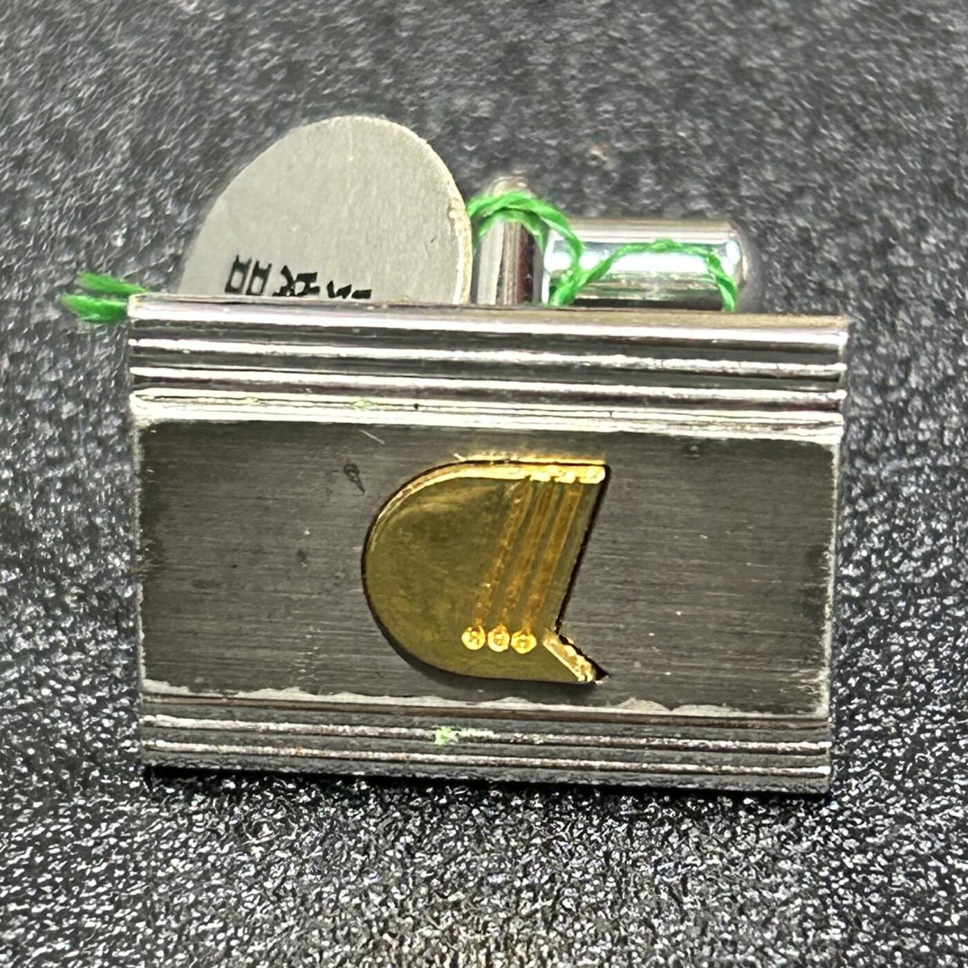 西秦中古拍卖第八十一期  海外回流纯银袖扣 有银标 重7.3克