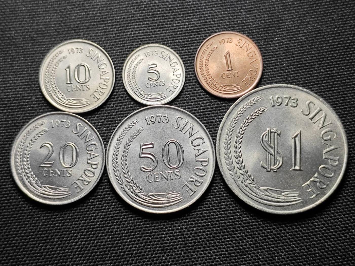 KK钱币收藏小铺   套币专场 2月预留时间 周末发货  1973新加坡动物版大小面值清年一套 好品