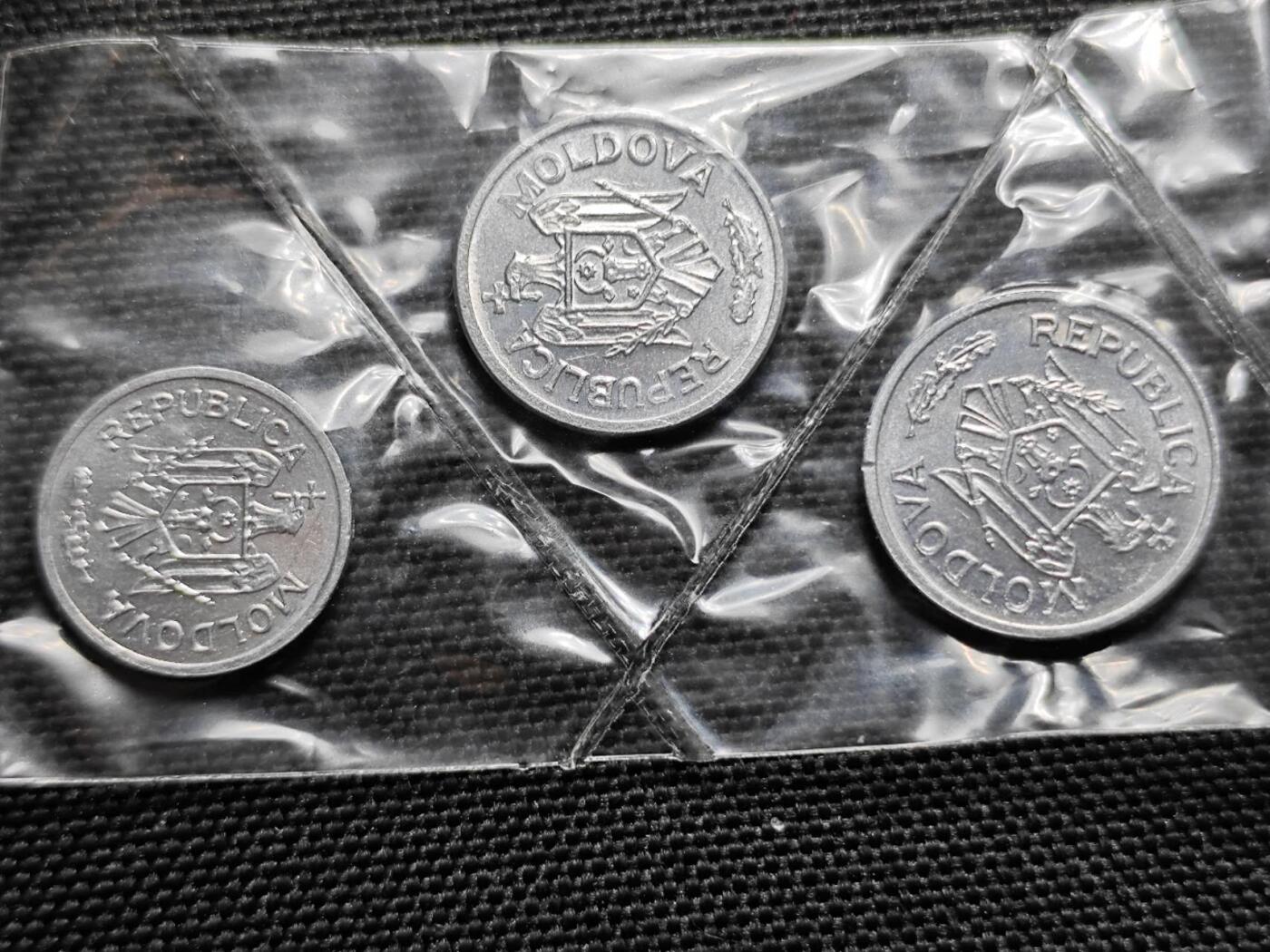 KK钱币收藏小铺   套币专场 2月预留时间 周末发货  摩尔多瓦5枚套 好品