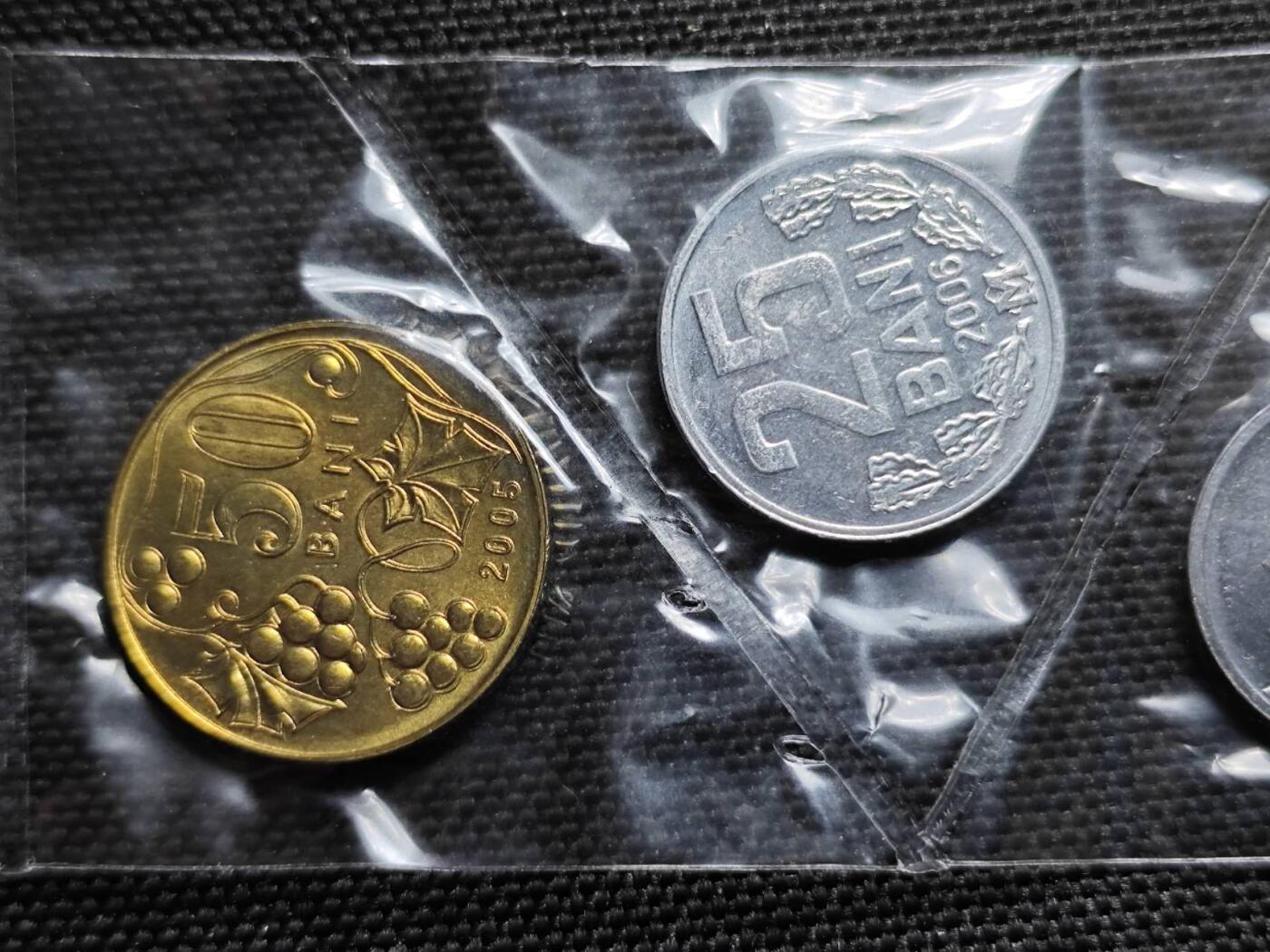 KK钱币收藏小铺   套币专场 2月预留时间 周末发货  摩尔多瓦5枚套 好品