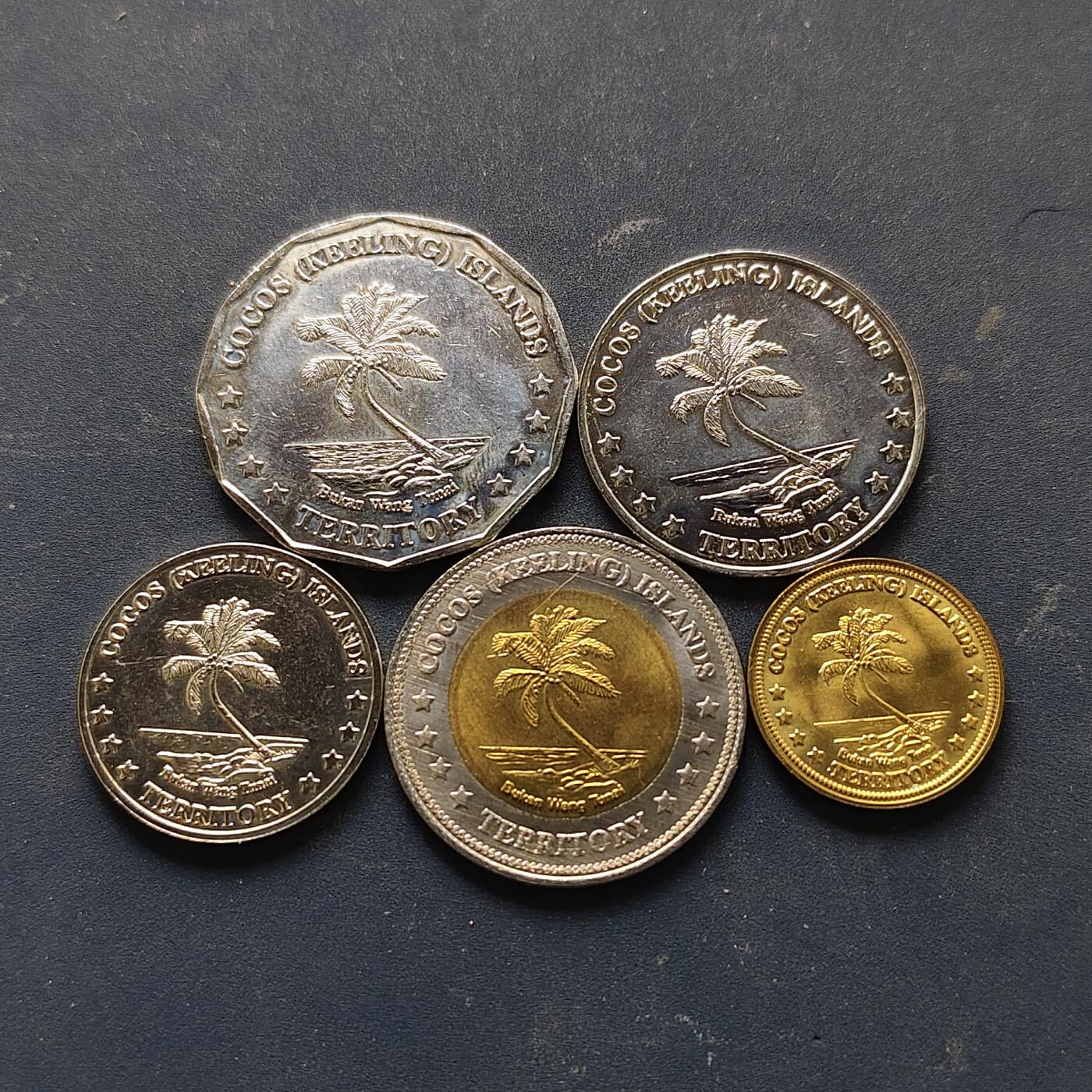 【全场包邮】纯粹捡漏拍514场 科科基林斯群岛2004年5枚套币