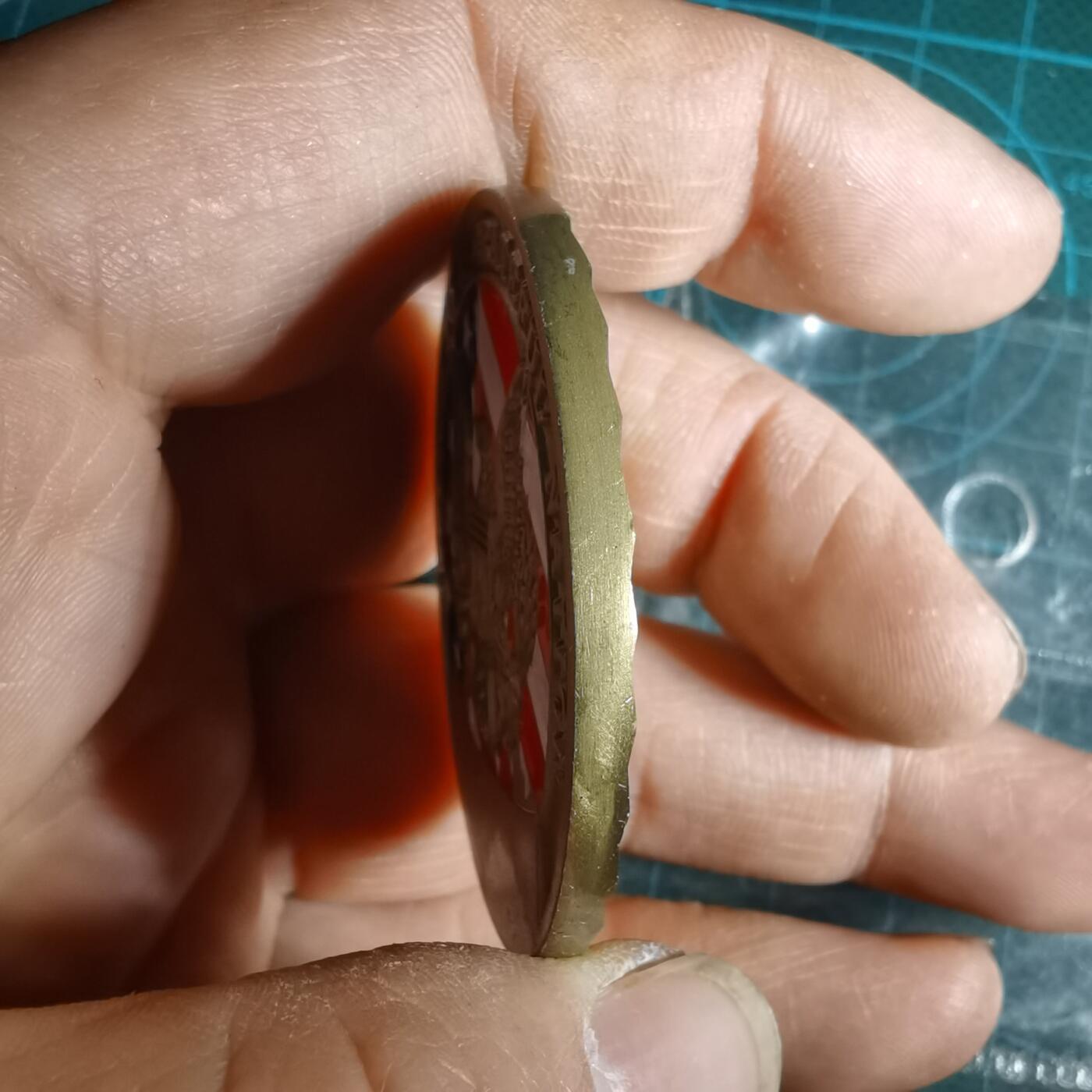 沼泽如烟--第1033场 美国“沙漠风暴”老兵（Desert Veteran）主题的挑战币，主要用于表彰和纪念在海湾战争（Desert Storm/Desert Shield）中服役的美军退伍军人。