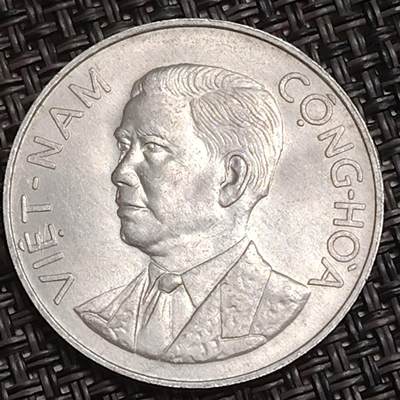 布加迪🐬～世界钱币(上海)🌾第 283 期 /  各国套币和散币 - 越南🇻🇳 1963年 50绪 原光好品 吴庭艳头像