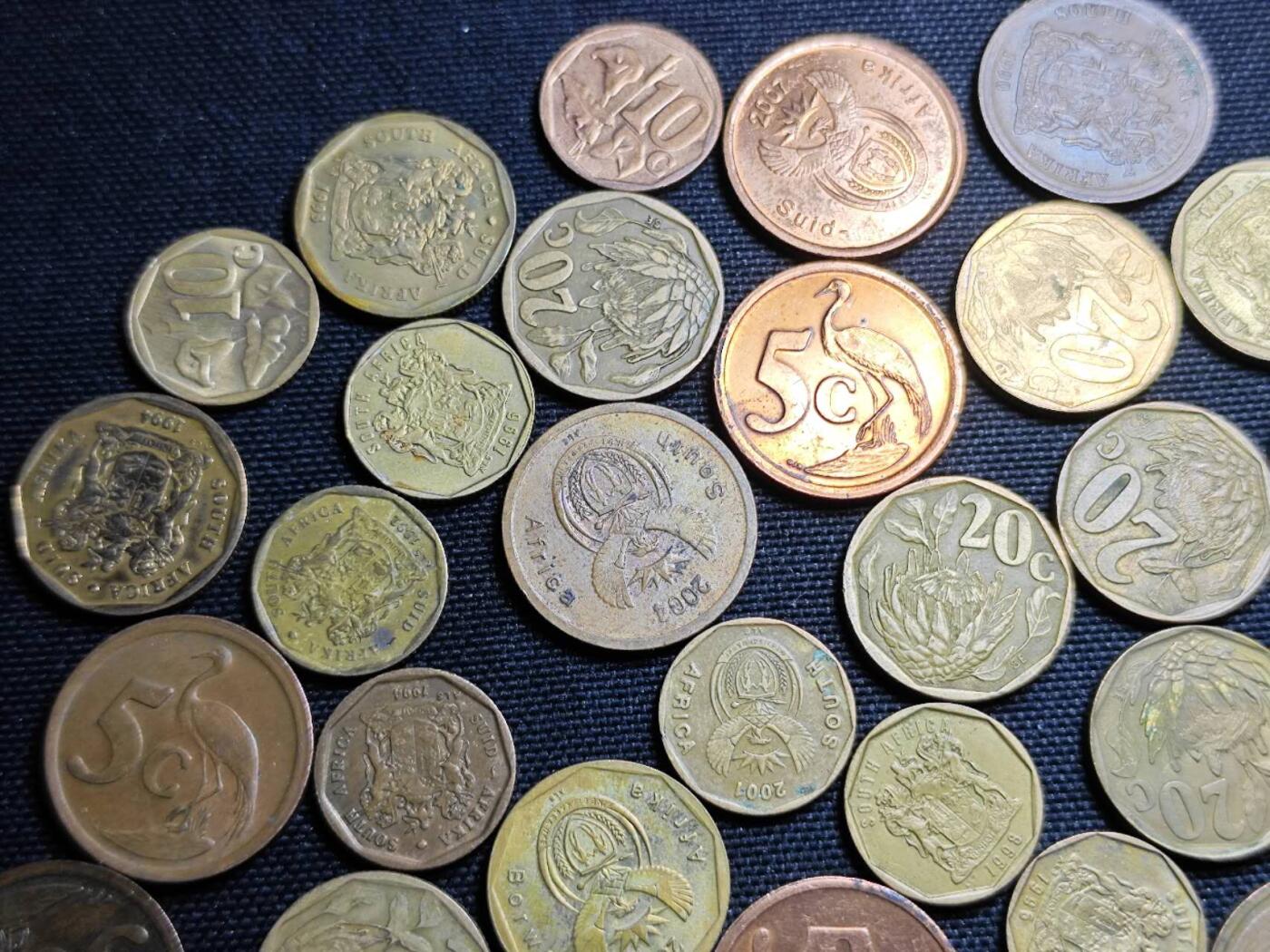 KK钱币收藏小铺   套币专场 2月预留时间 周末发货  南非大小面值一组49枚