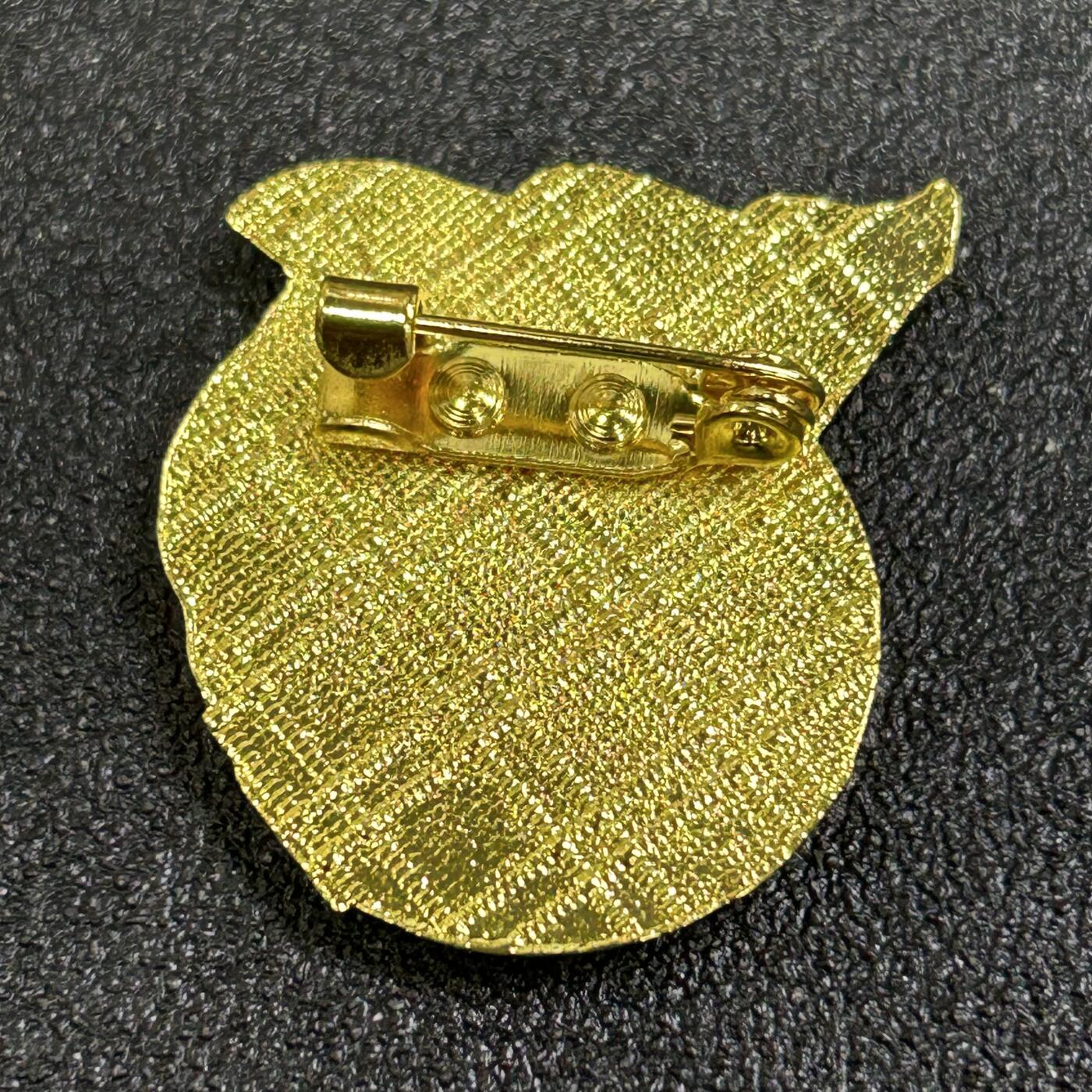 西秦中古拍卖第八十一期  越南共青团团徽