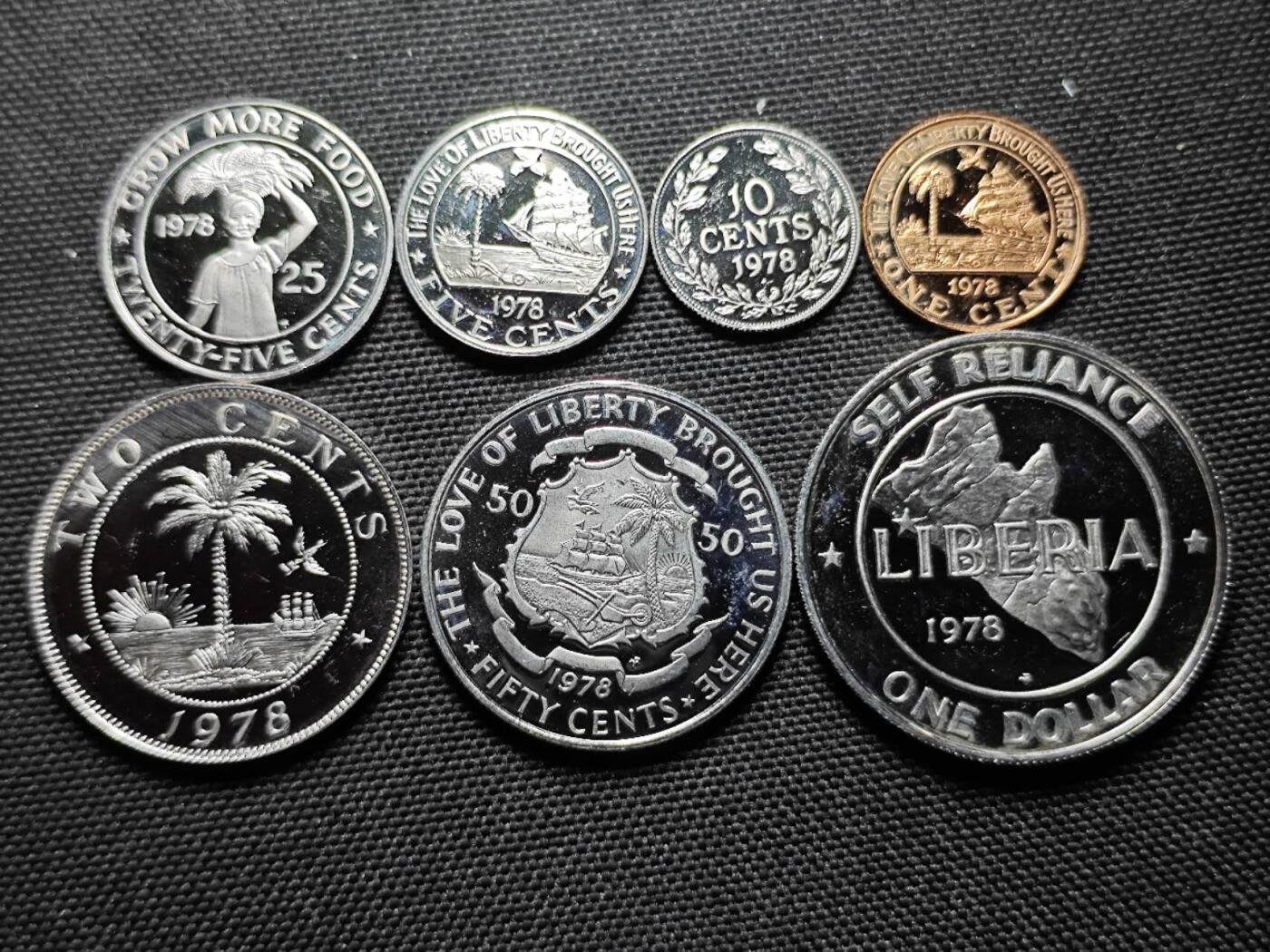 KK钱币收藏小铺   套币专场 2月预留时间 周末发货  1978利比里亚大小面值清年 精制套