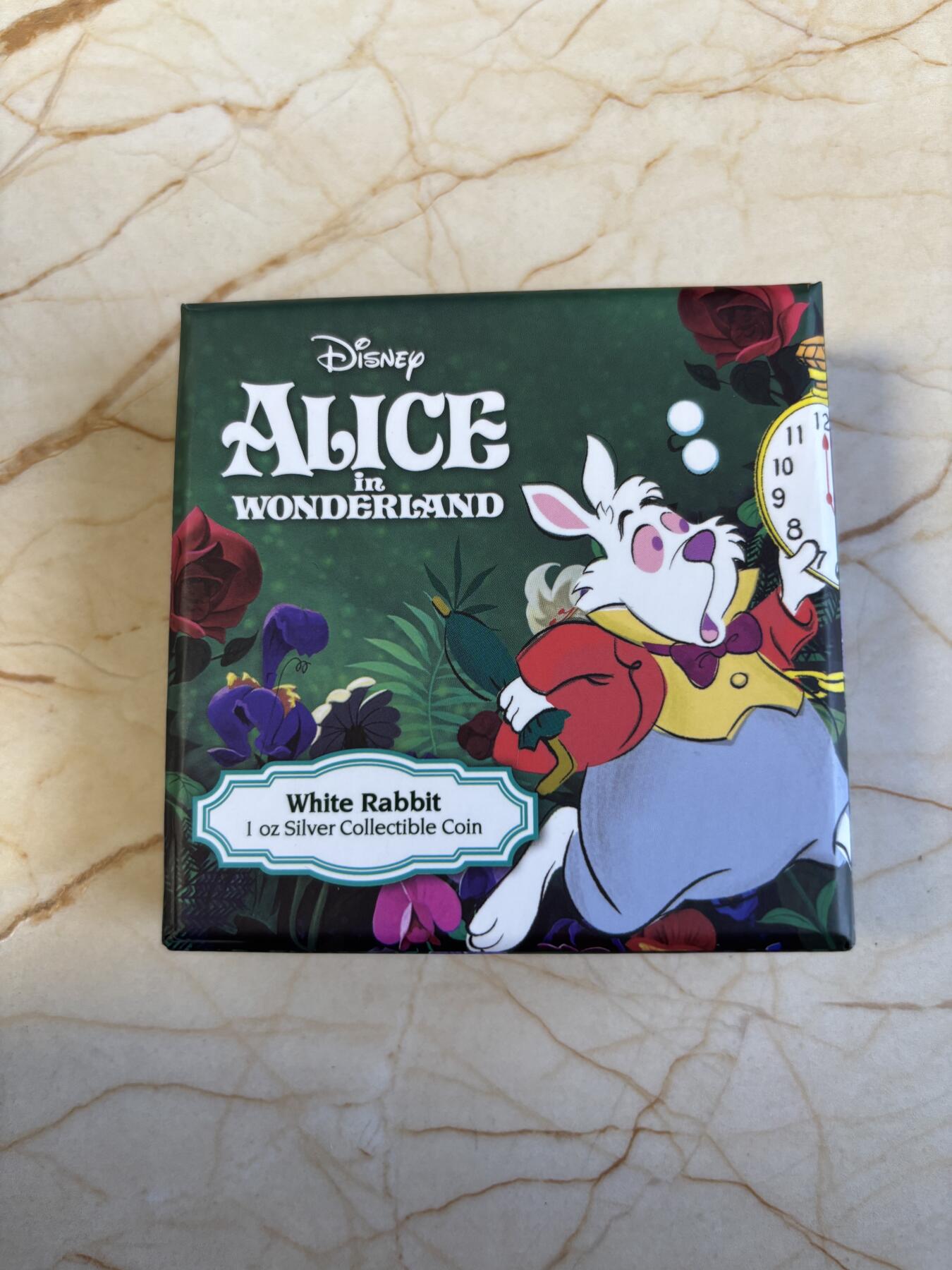 第195期拍卖 纽埃2021年迪士尼爱丽丝梦游仙境-白兔纪念彩银币，999银，发行2000枚