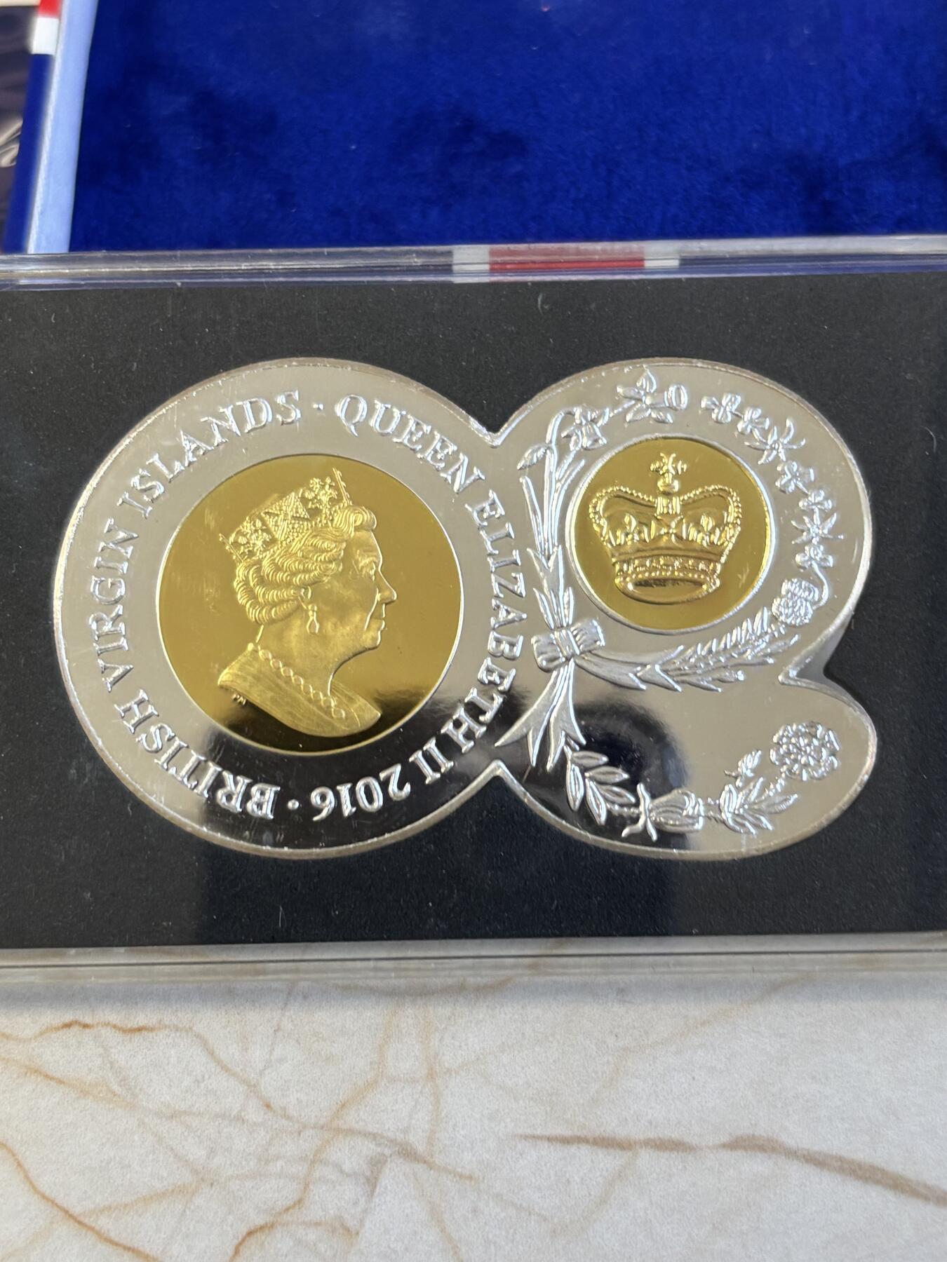 第195期拍卖 维尔京2016年英女王90大寿90数字形镀金2盎司银币，999银，发行3000枚