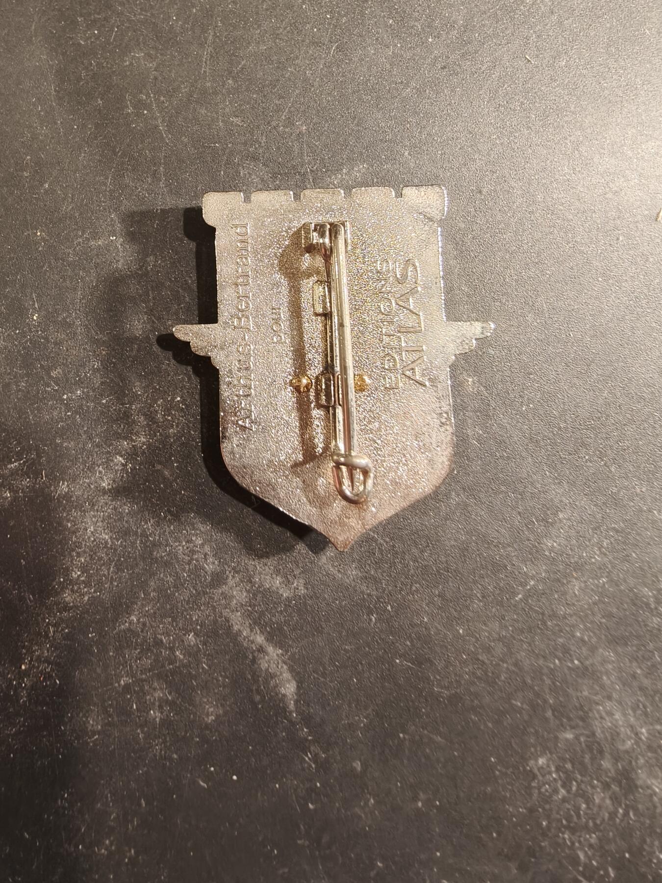 老王徽章第189期 法国陆军第17伞降工兵团证章