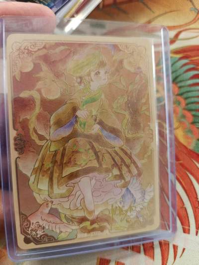 寸草不生拍卖 蛇年第一期 - 万漫社 离家的国宝  画师印签 后面带国宝介绍 景德镇三彩桃形壶