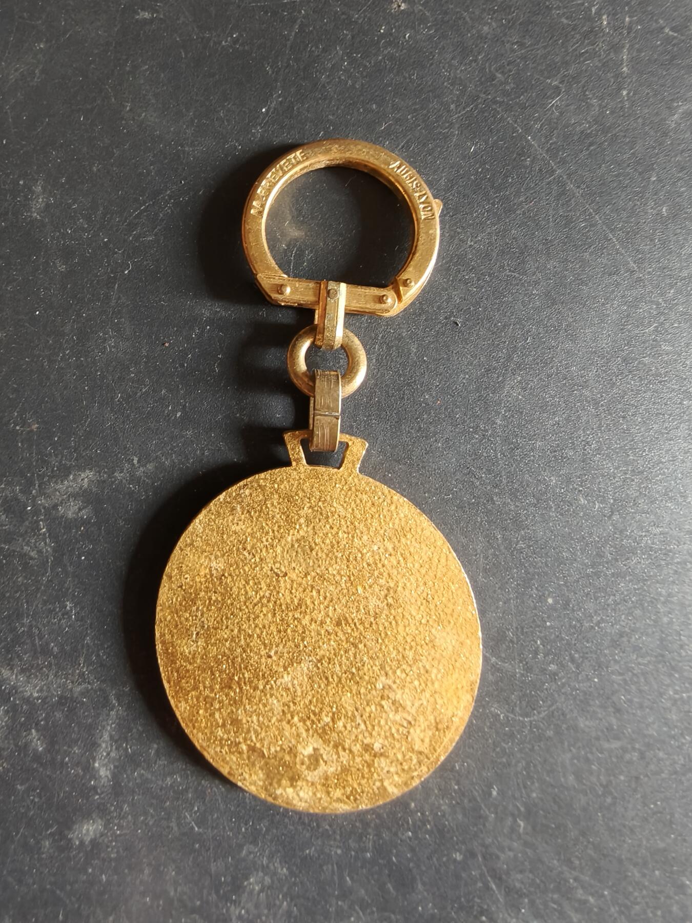 老王徽章第189期 法国海军“杜达尔·德·拉格雷”号护卫舰钥匙扣