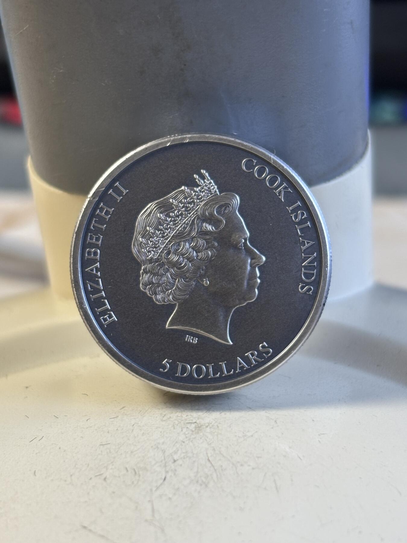 第195期拍卖 库克2021年镶嵌墨西哥索诺拉州拉西埃内加陨石银币，999银，1盎司，发行2500枚，有氧化