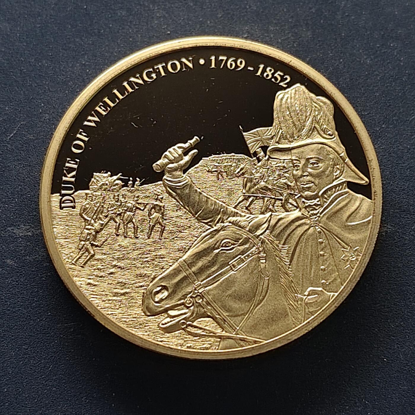 【全场包邮】纯粹捡漏拍515场 库克群岛2019年1元英国统帅系列击败拿破仑主帅威灵顿公爵精制镀金加厚50克纪念币