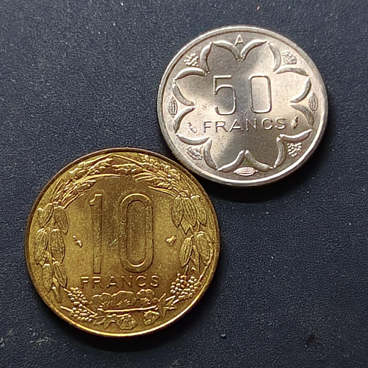 【全场包邮】纯粹捡漏拍514场 中非国家1982-1996年好品相散币2枚一组