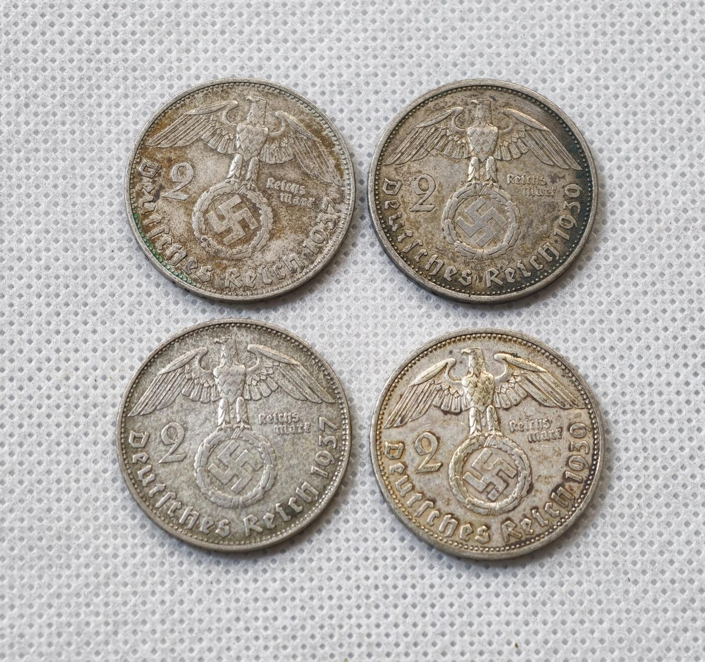 甄臻铺-世界币章拍卖（第56期），送拍享返佣金等优惠多多 德国 兴登堡 字符2马克4枚一组 原味好品