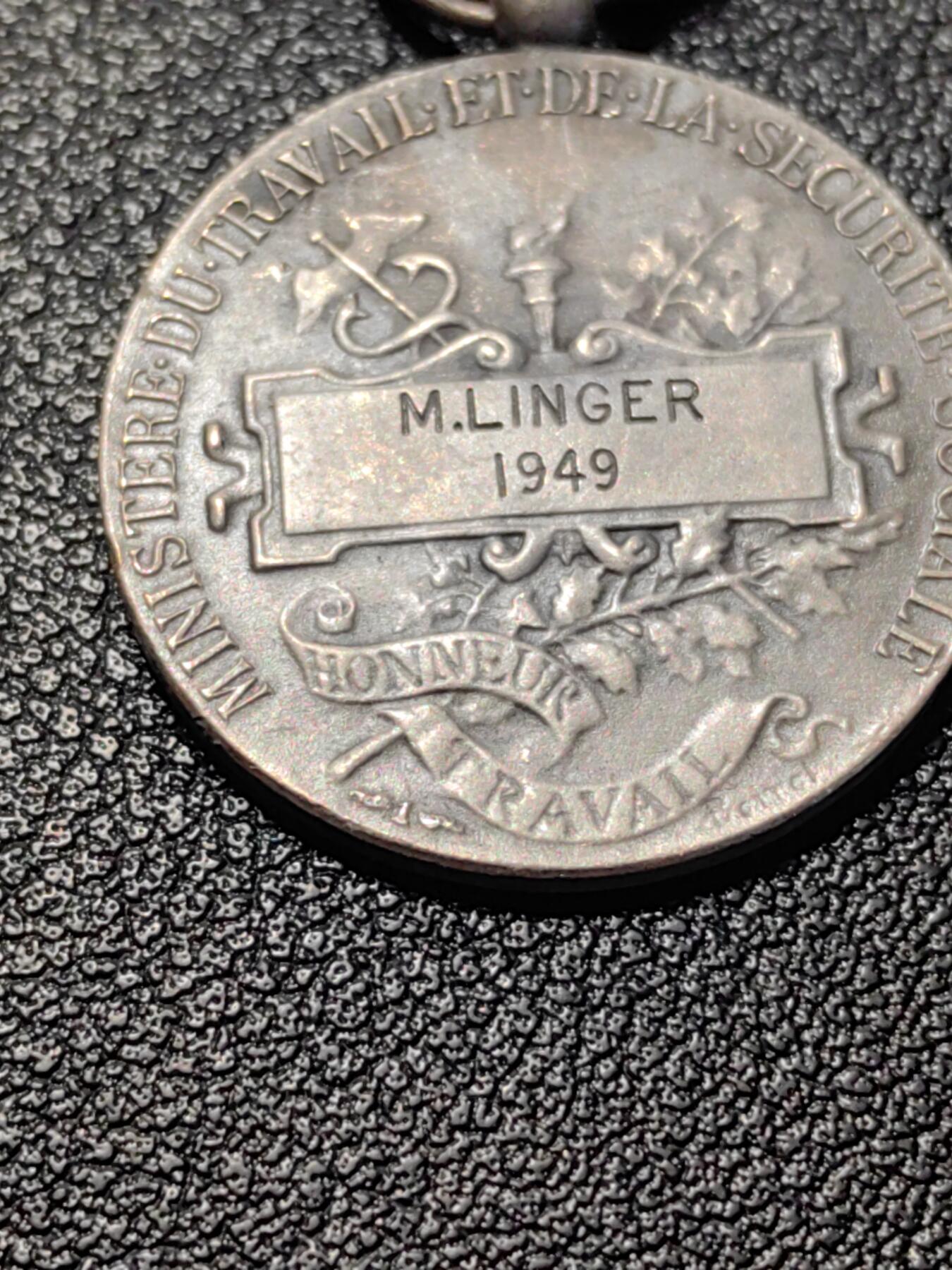 靖甫拍卖第七场 法国劳工奖章 银质带银标