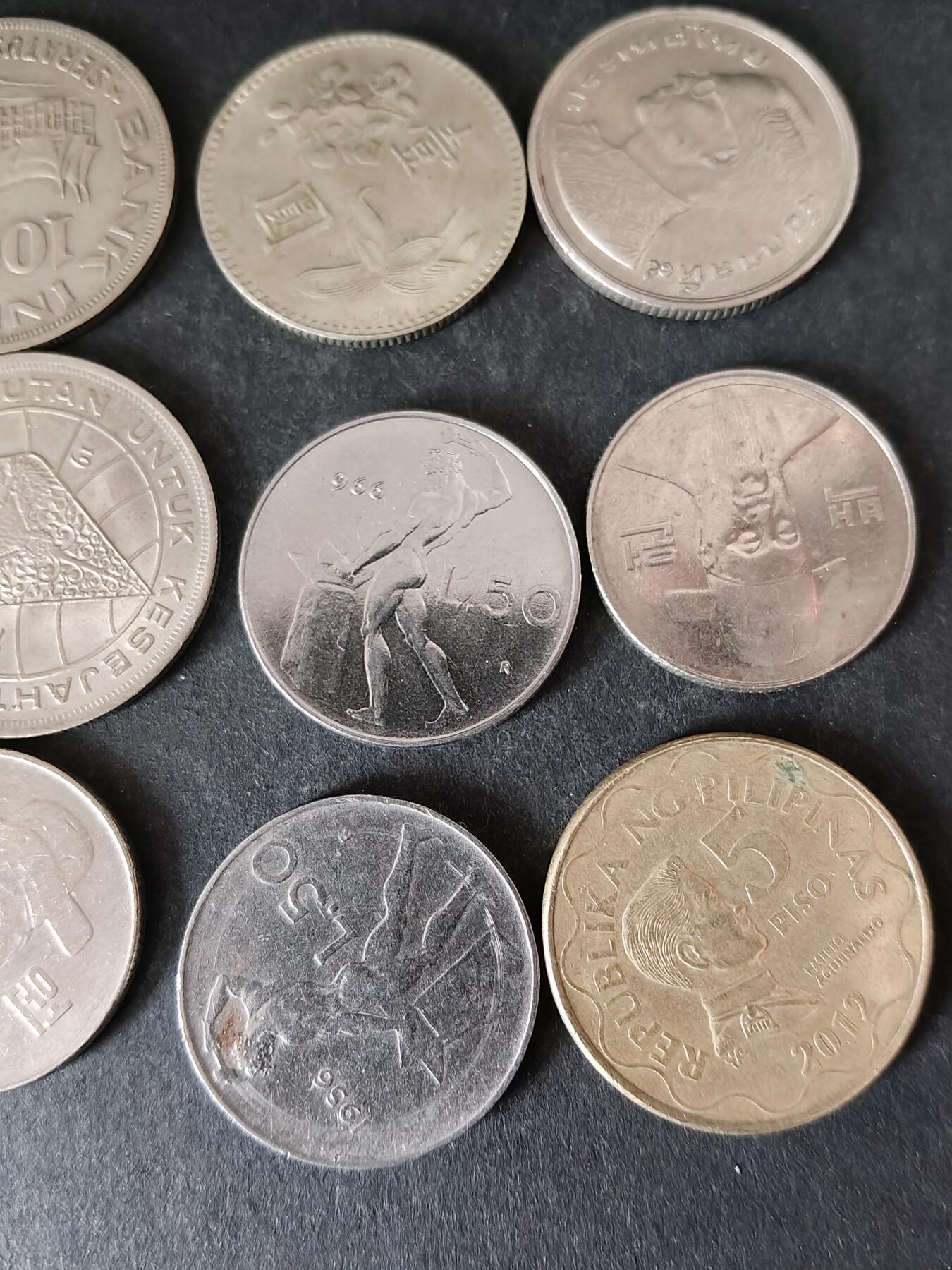 猩哥外币小铺➨【第225场】 硬币9个