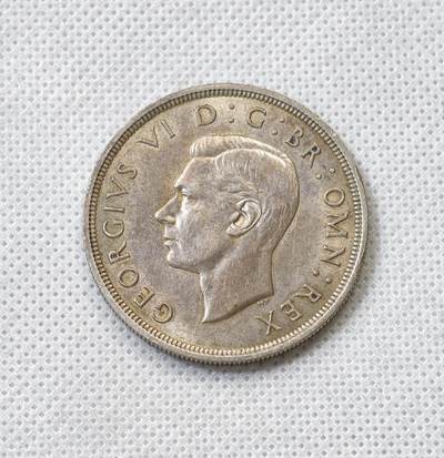 甄臻铺-世界币章拍卖（第56期），送拍享返佣金等优惠多多 - 英国1937 乔治六世登基 1克朗 28.27g 包浆