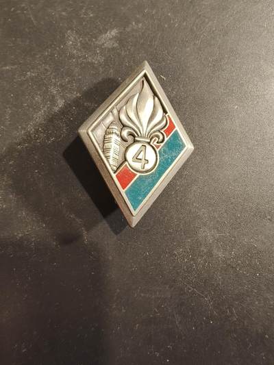老王徽章第189期 - 法国外籍军团第4步兵团证章
